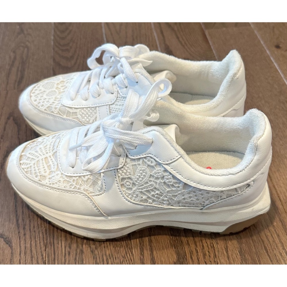 Jelly Pop Watson Floral Crochet Sneakers Women Size 7M Low Top Platform Shoes